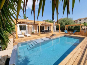 Villa spacieuse Piscine, terrain de petanque